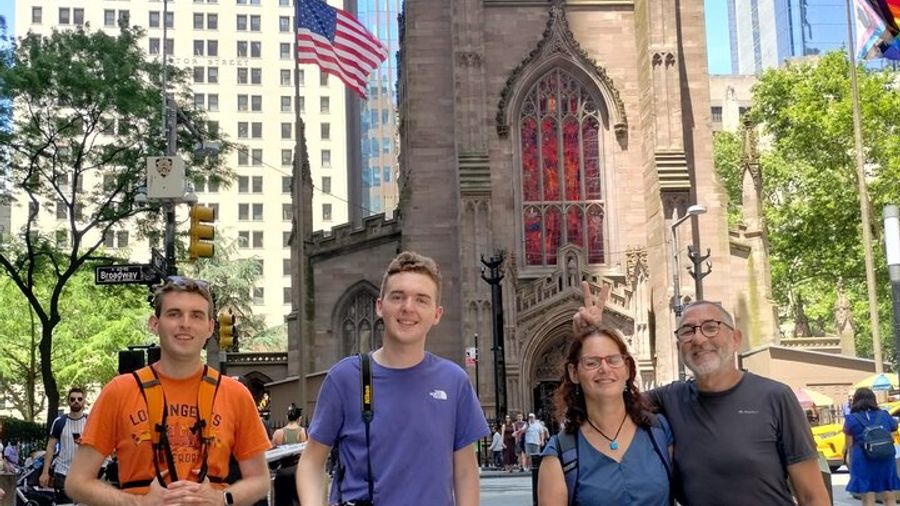 Wall Street, 9/11 Memorial and Lower Manhattan Walking Tour NYC