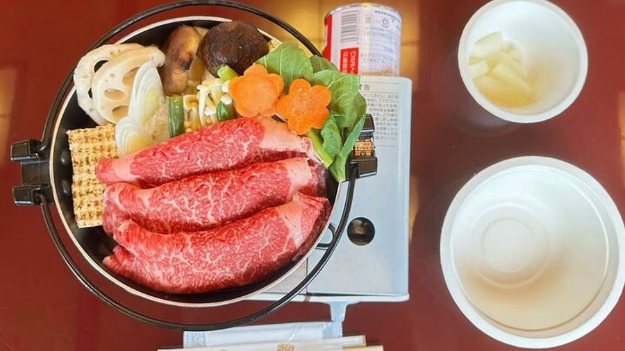 Tokyo Bay Yakatabune Dinner Cruise With Sukiyaki, Show & Odaiba