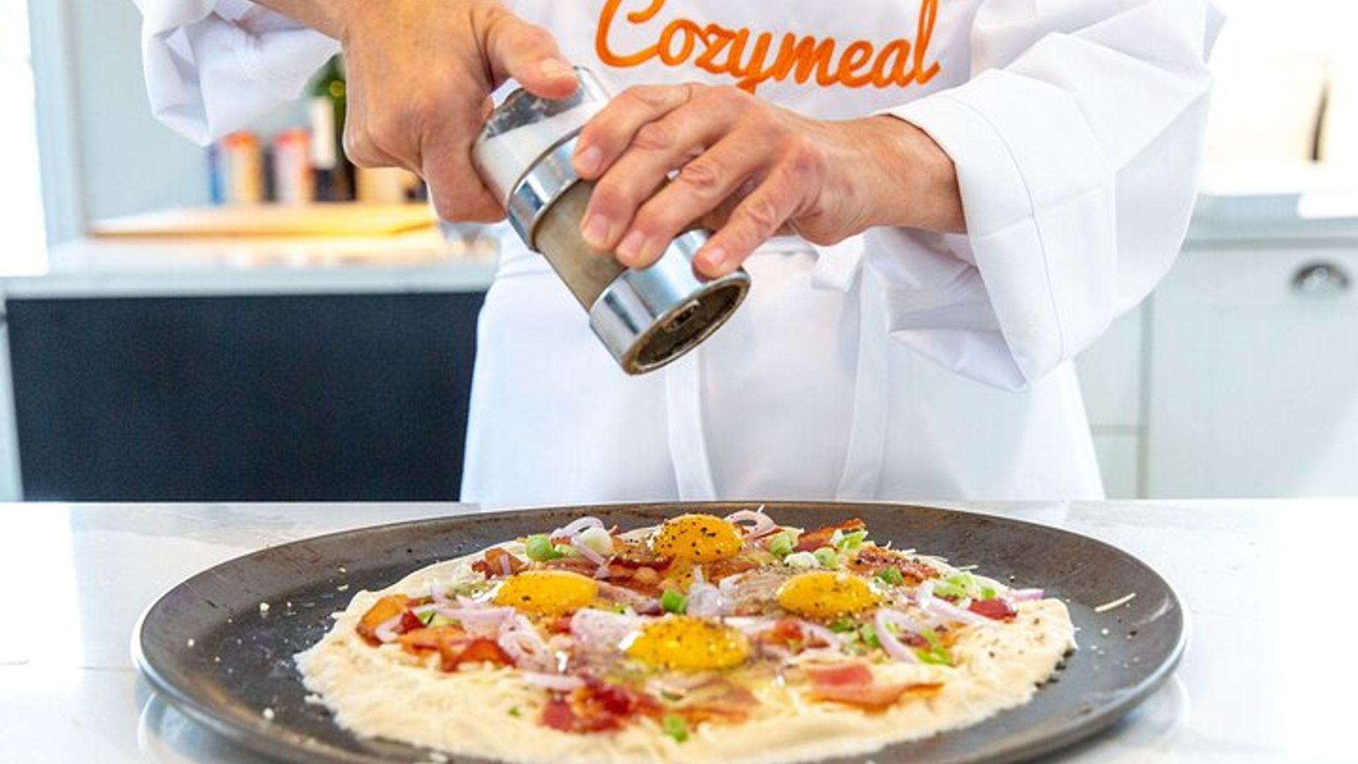 Pizza & Gelato Cooking Class Near Duomo (Includes Drinks)