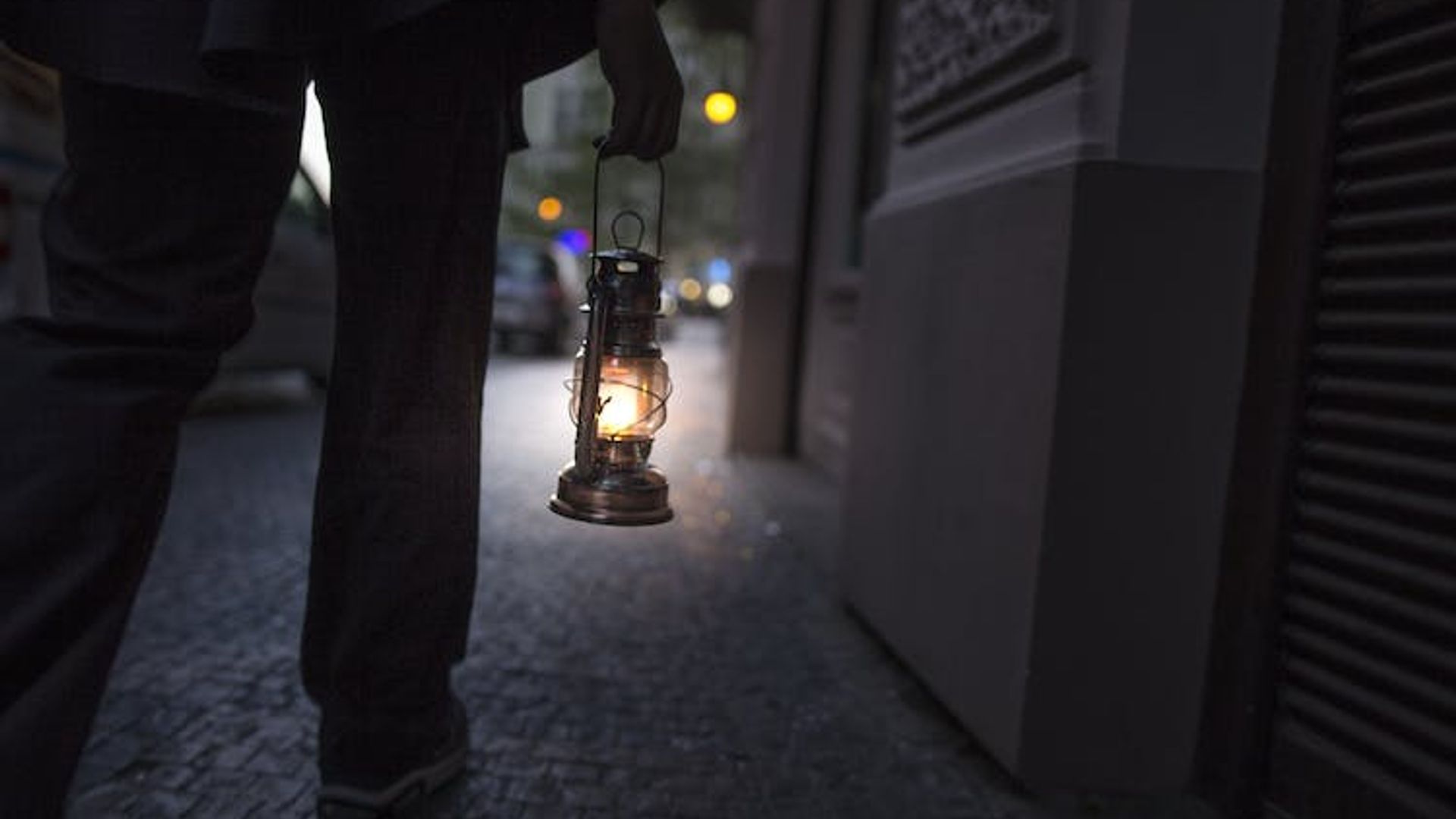Prague ghost tour with legends and mysteries of the Old Town