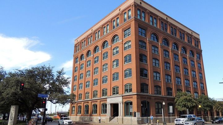Dallas JFK Assassination Tour with Museum Admissions