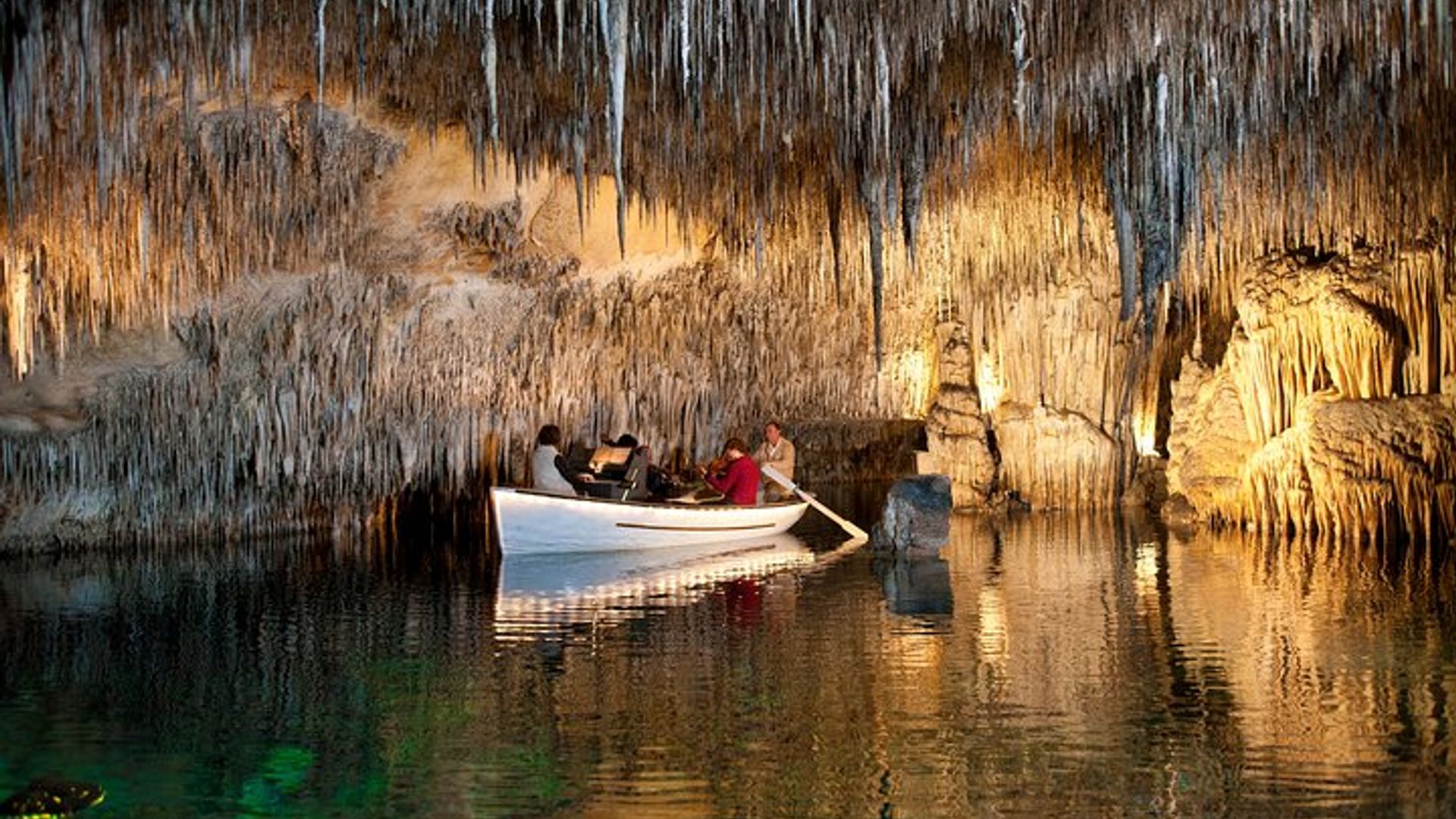 Caves of Drach Half-Day Tour with Boat Trip and Music Concert