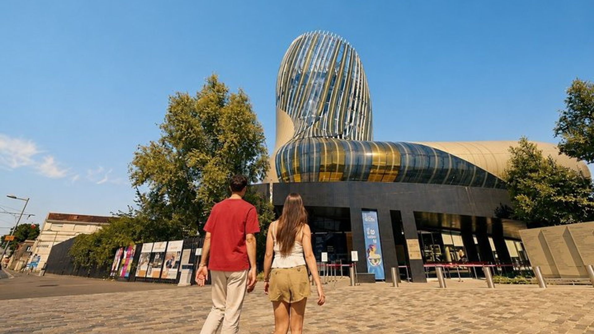 Bordeaux City Pass with Cite du Vin Entry and Transport Ticket