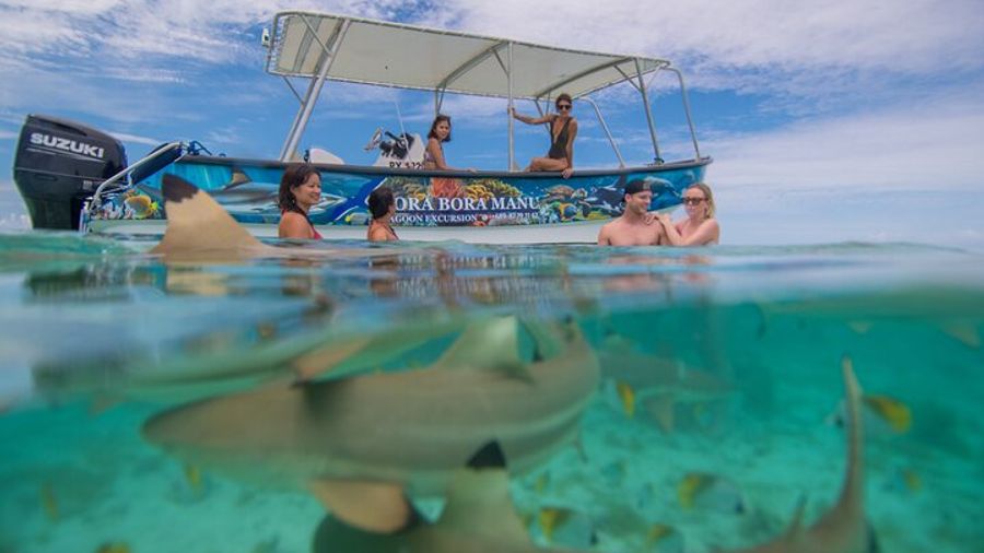 Full-Day Bora Bora Experience with Lunch on Motu Fanfan