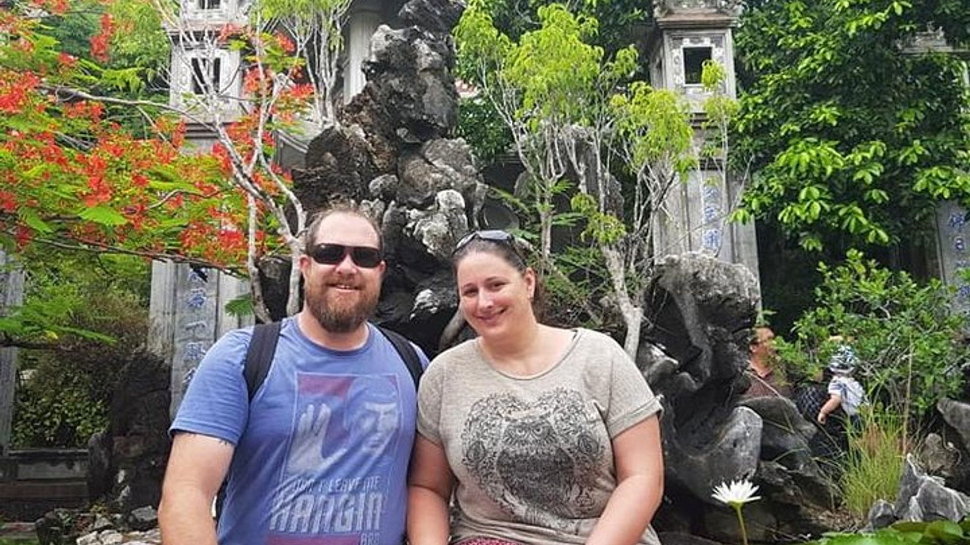 Private Tour MARBLE MOUNTAIN-Caves &HOI AN Ancient Town-BoatRide