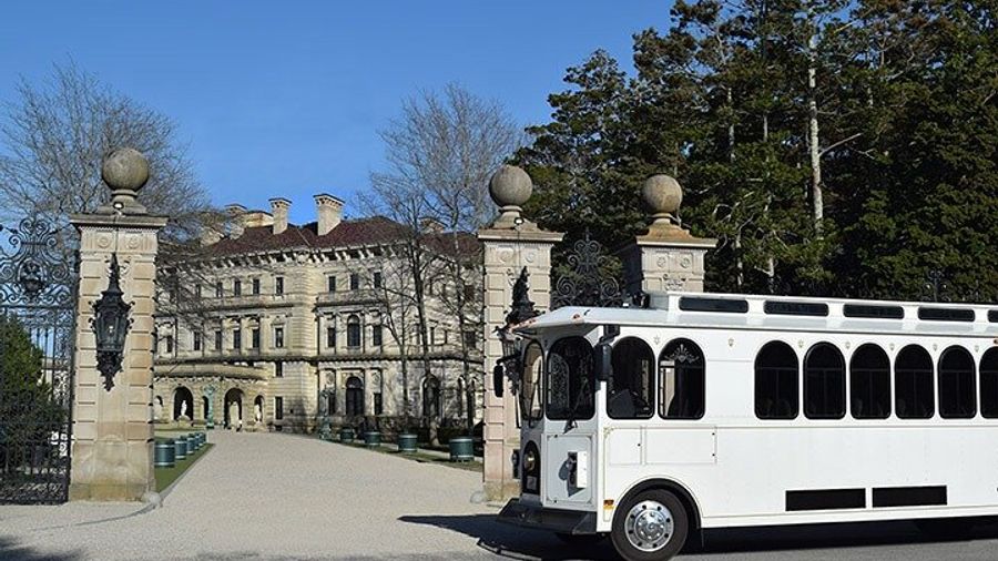 Newport Gilded Age Mansions Trolley Tour with Breakers Entry