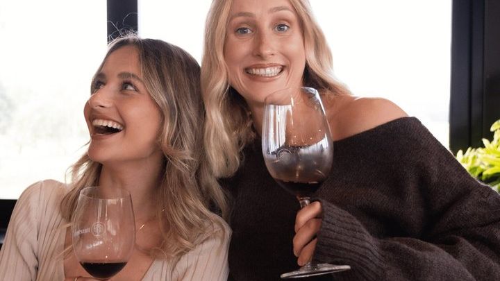 Adelaide Highlights, Hahndorf & McLaren Vale Wine Tasting and Sightseeing Tour