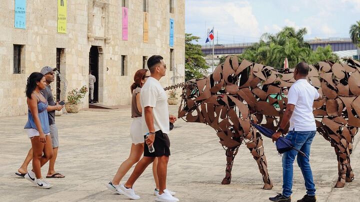 Santo Domingo Small Group Walking Tour: Beer and Specialty Coffee