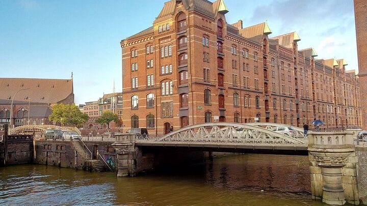 Historic Free Tour of Hamburg Old Warehouse District