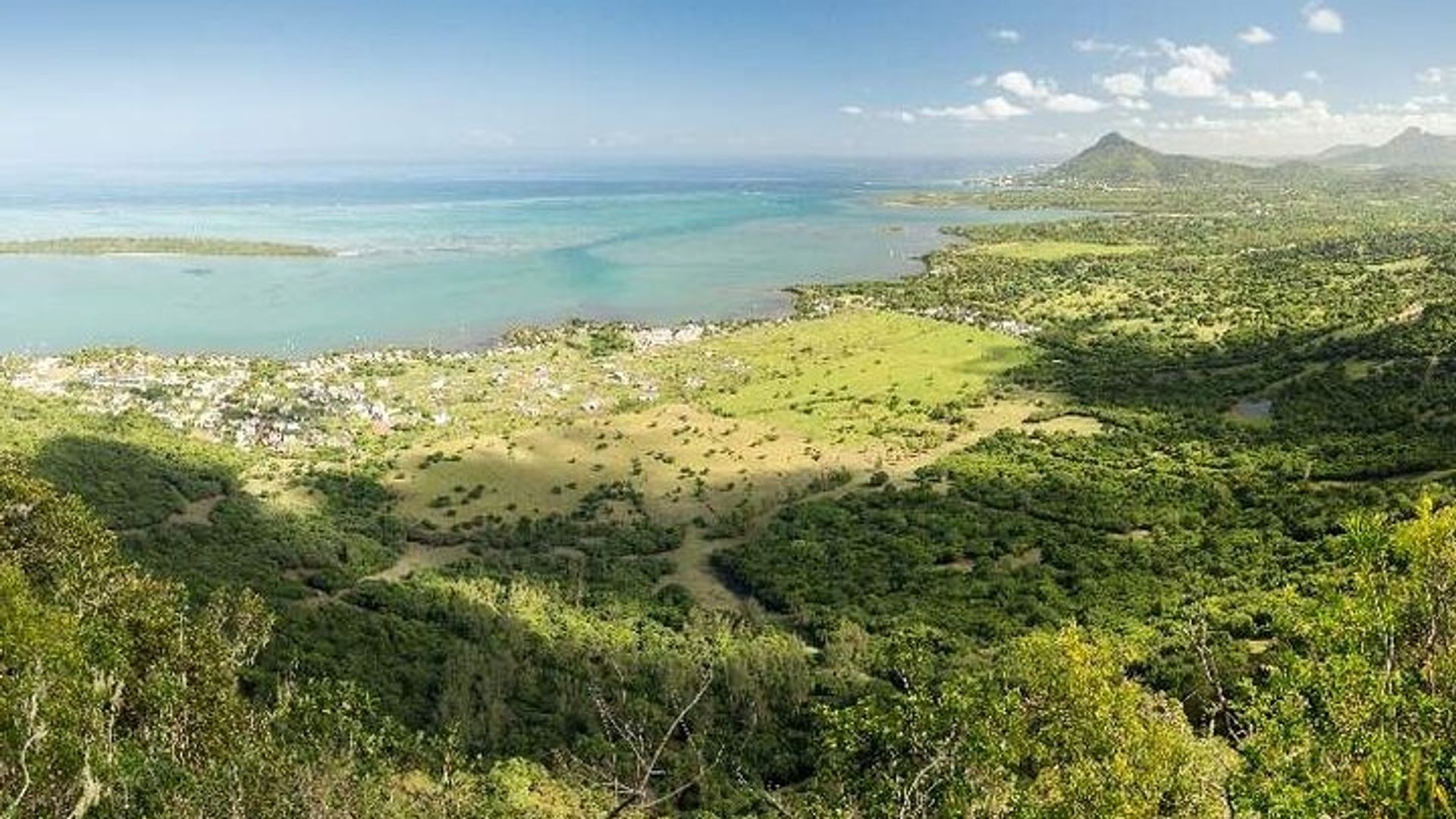 EXOTIC South West Mauritius with Ebony JEEP Forest Safari & Lunch