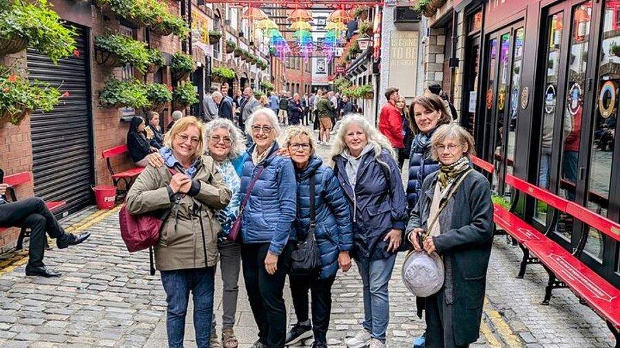 Belfast Real History Small-Group Walking Tour With Local Guide