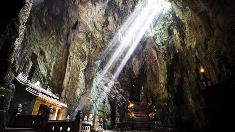 Hoi An Marble Mountain and Monkey Mountain Private Tour