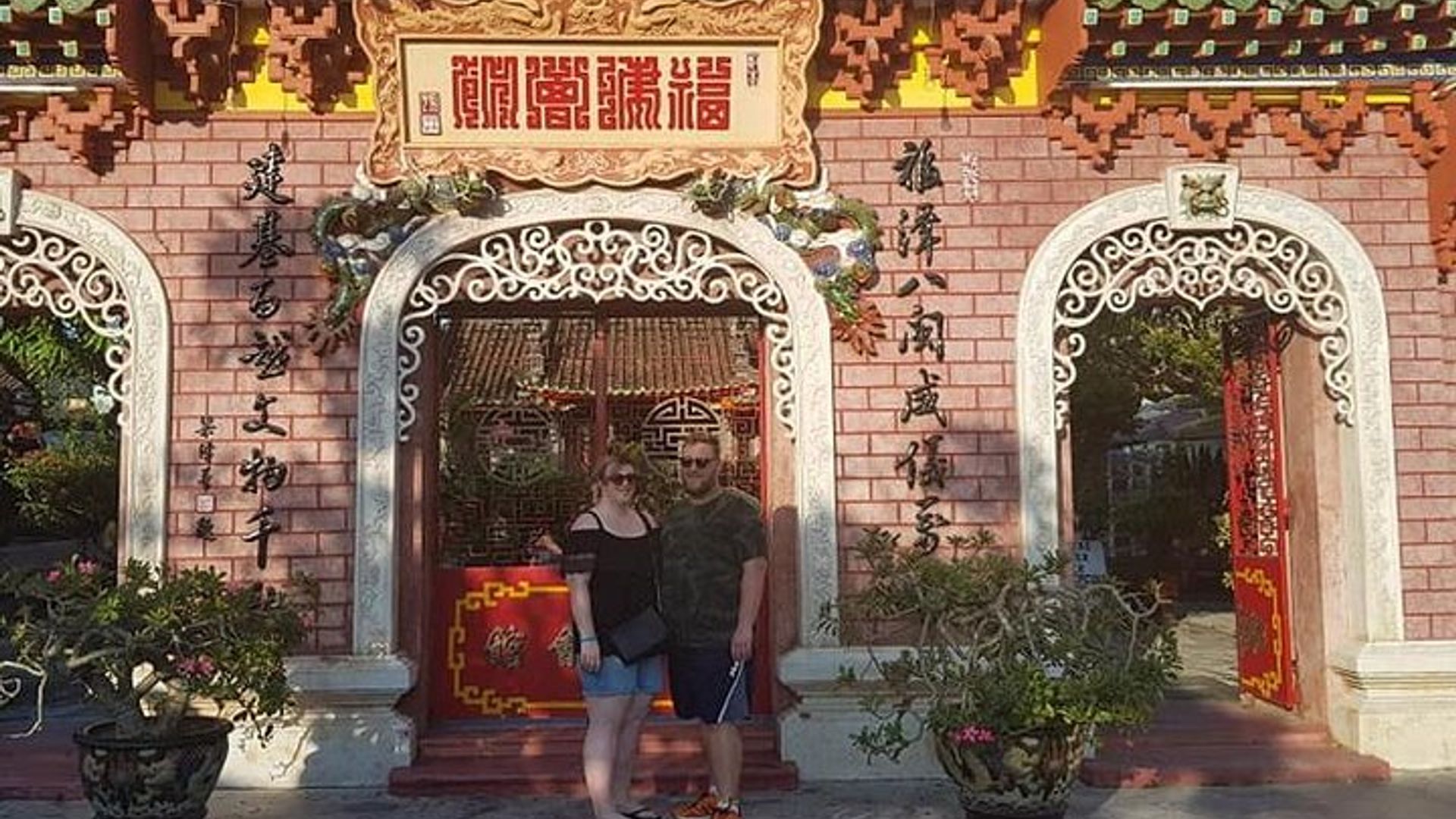 Private Tour MARMOR MOUNTAIN-Caves &HOI AN Ancient Town-BoatRide