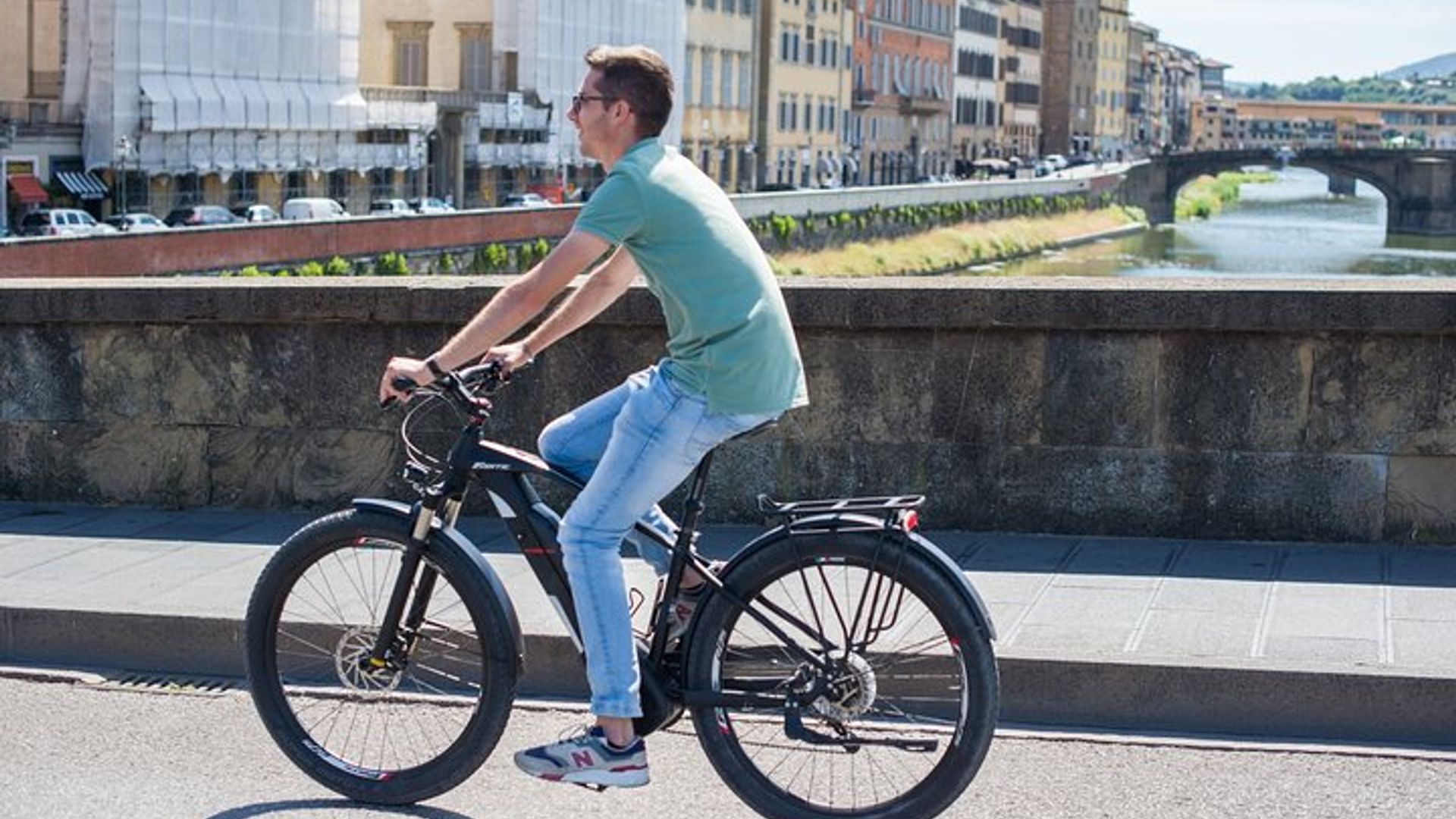 Florence Hills E-Bike Tour with Gelato Tasting or Lunch