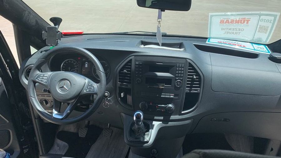 Izmir Airport Transfer – Reliable and Comfortable Transportation Services