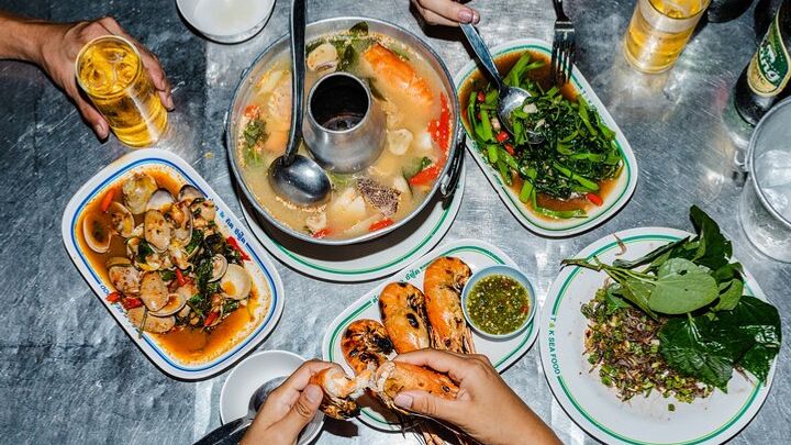 Bangkok Backstreets Small-Group Food Tour with 15 Tastings