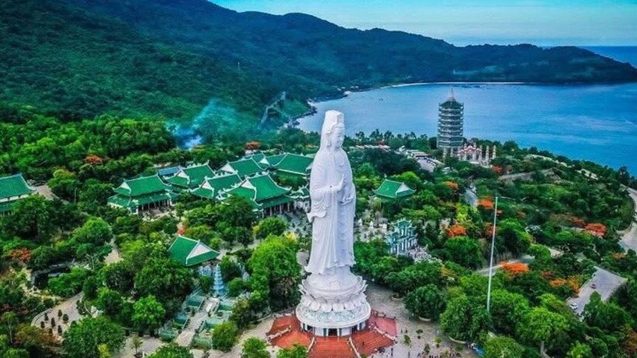 Hue Private Transfer to Hoi An with Sightseeing