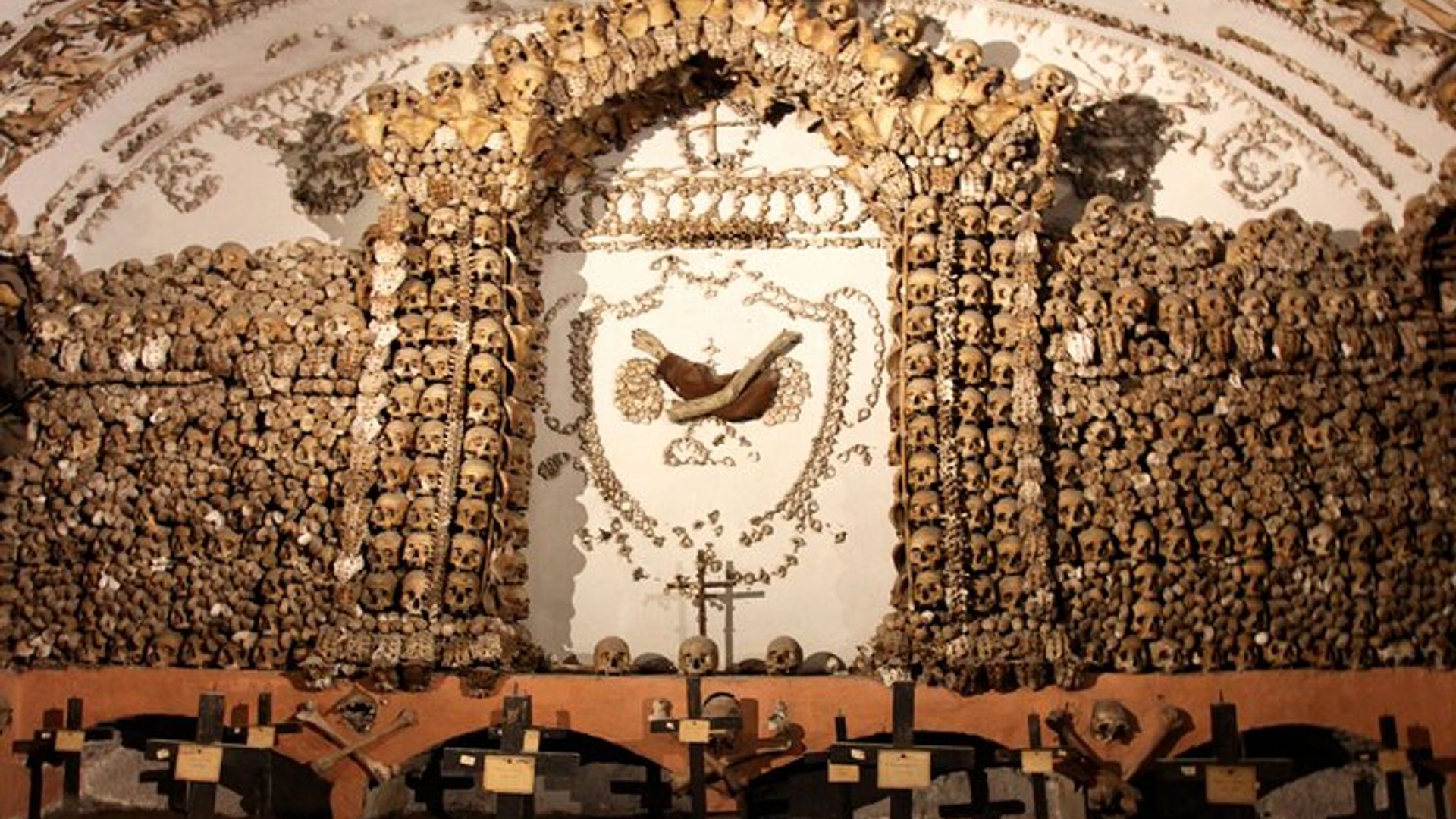 Roman Catacombs and Capuchin Crypt Skip-the-Line Guided Tour