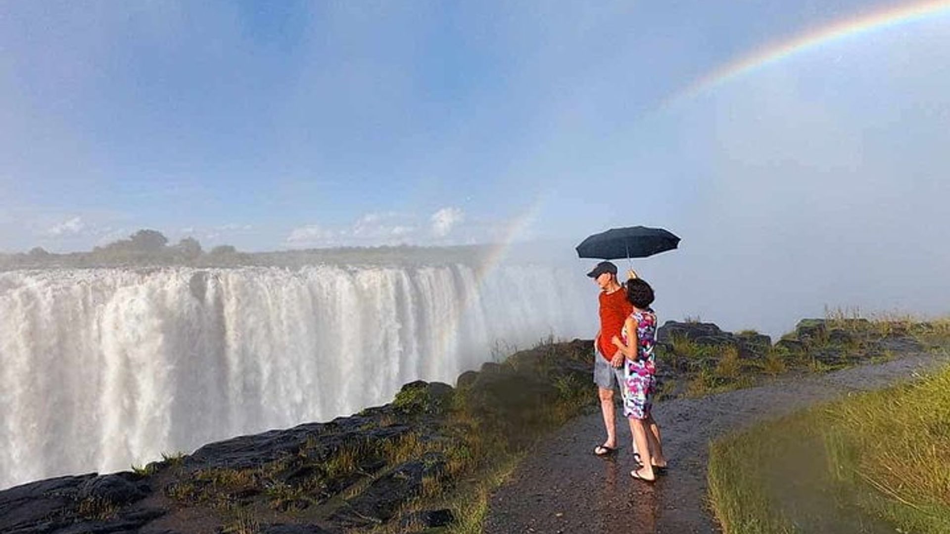 Victoria Falls Private Guided Tour with Hotel Pickup