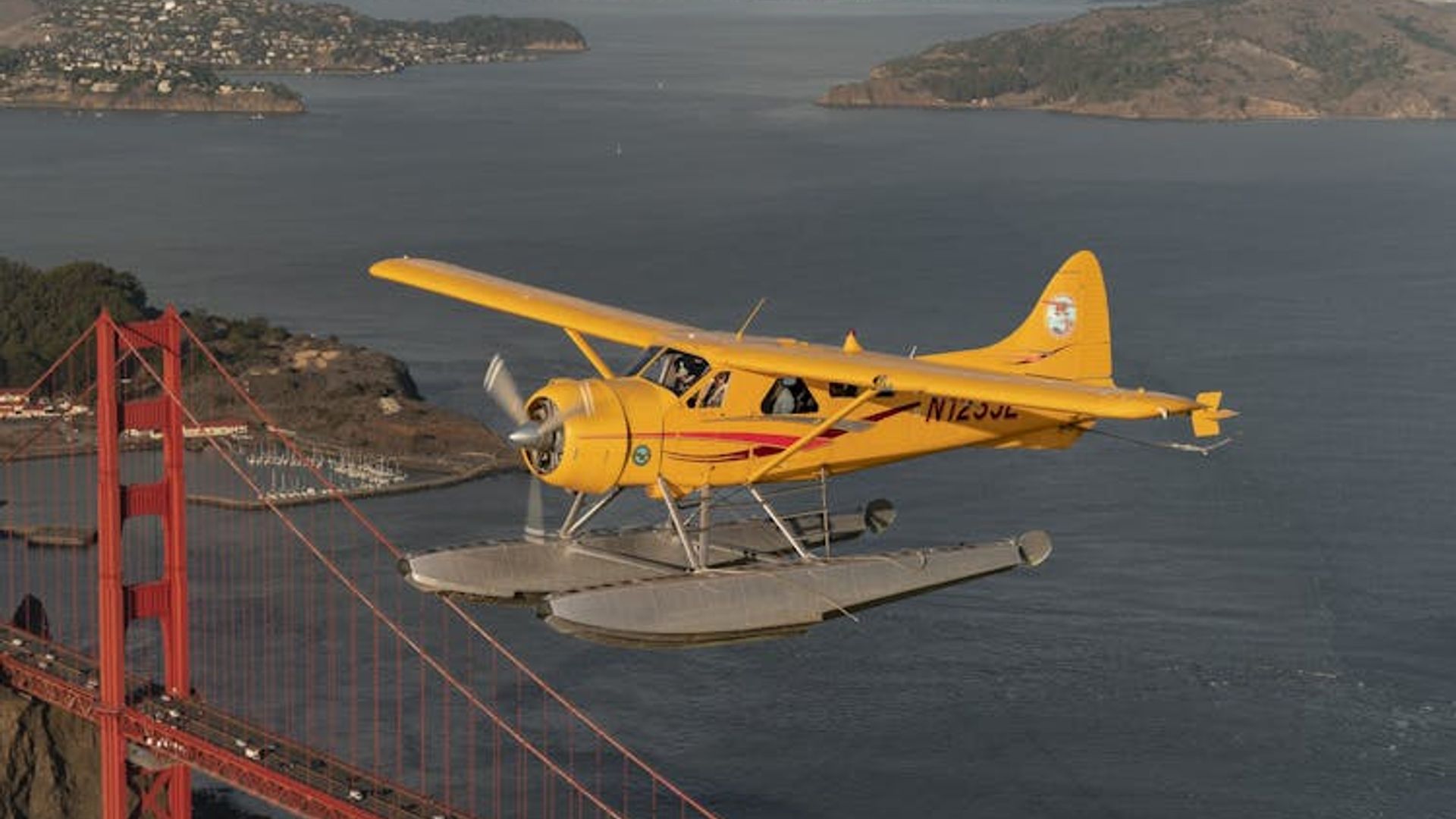 Golden Gate seaplane tour in San Francisco image 3