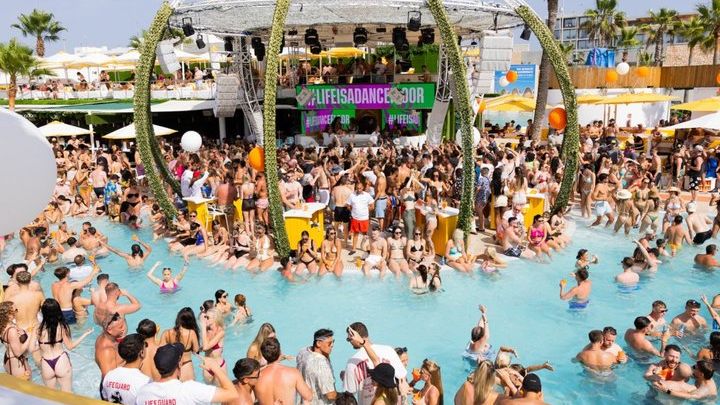Ibiza Pool Crawl With O beach and Open bar
