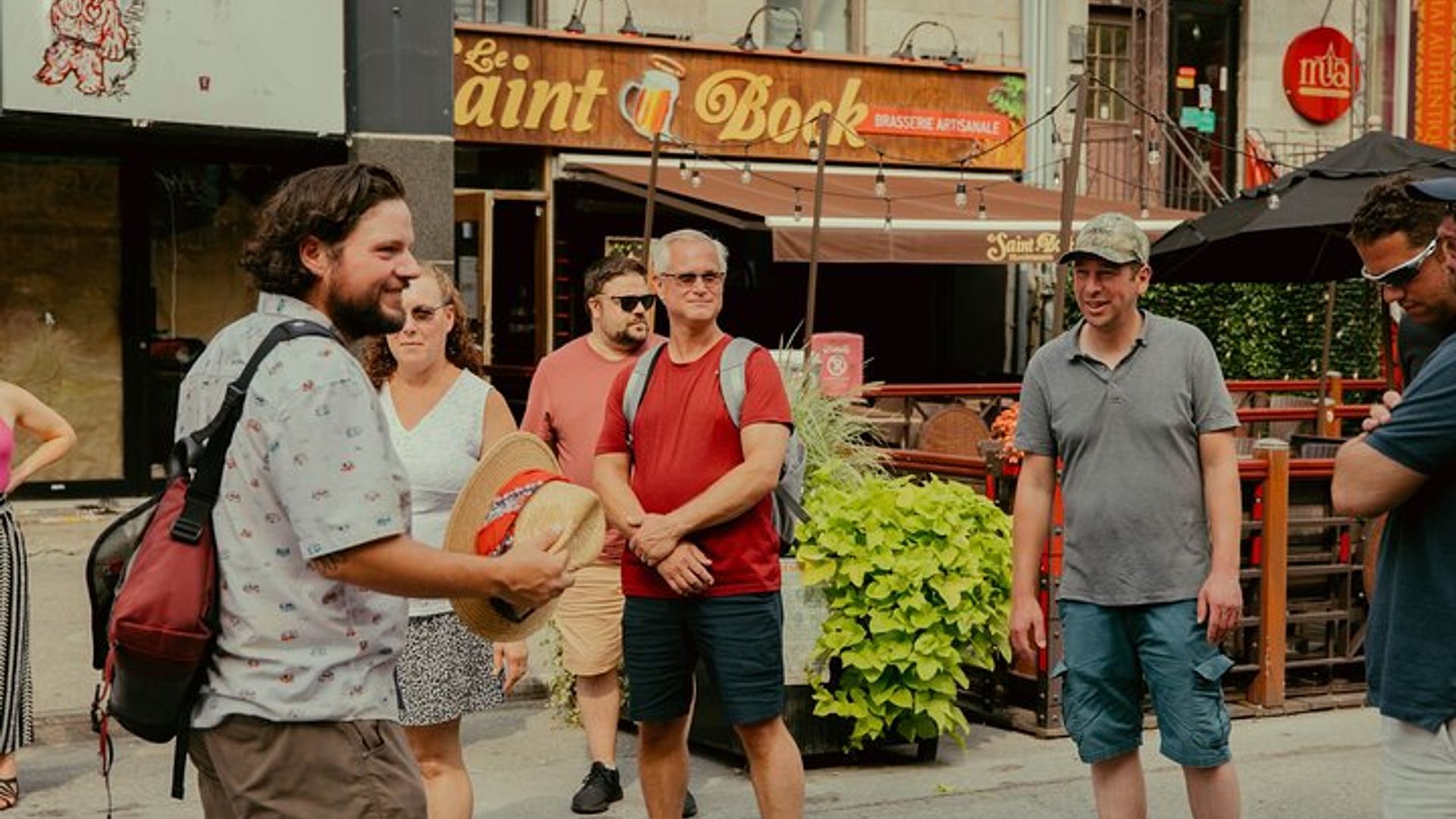 Recorrido por el Barrio Latino con Bebidas