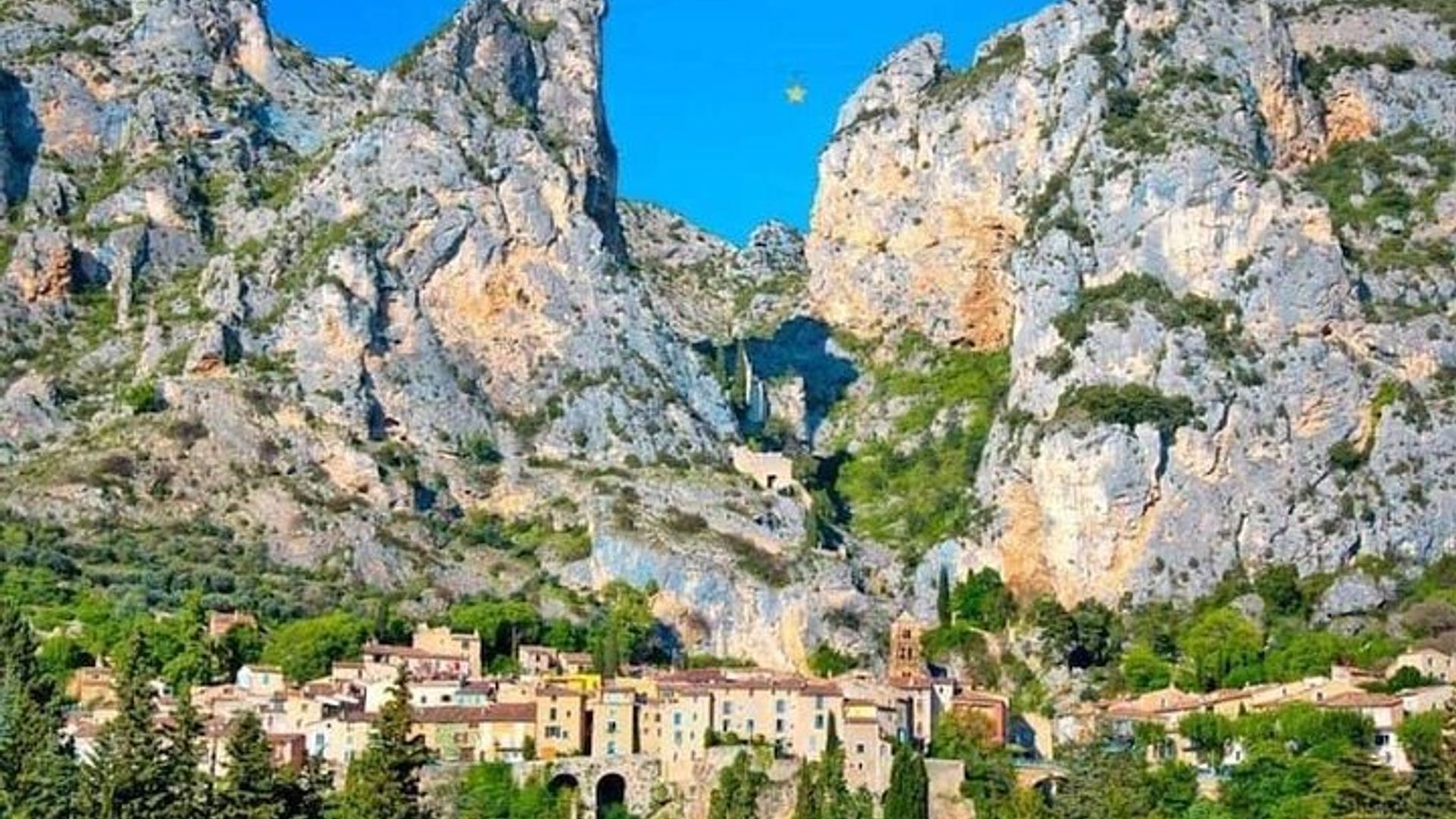Verdon Gorge and Provence Private Scenic Sightseeing Tour