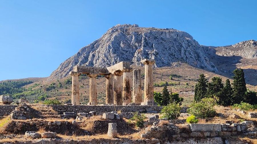 Corinth, Cave of Lakes, and Odontotos Railway Private Tour