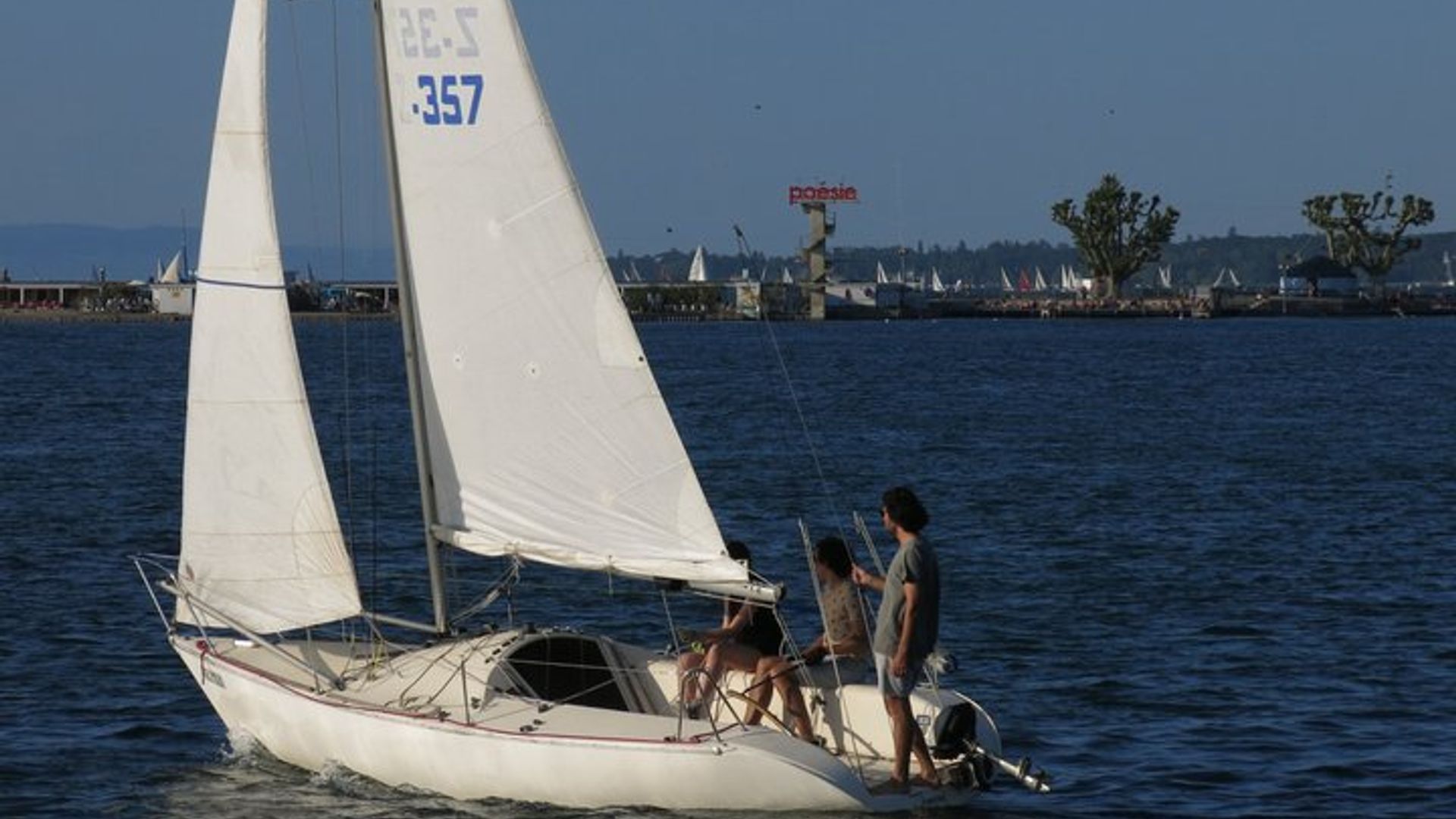 Private sailing cruise on Lake Geneva from Geneva