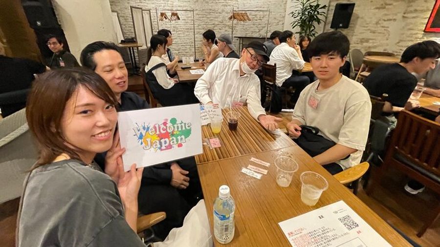 Tokyo: Shibuya Language-Exchange Event with Locals