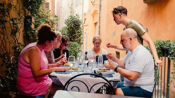 Bologna: Dinner, Wine & Tastings Walking Tour