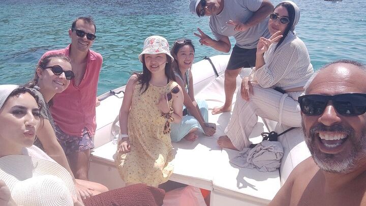 Boat tour the devil's saddle,snorkeling,prosecco and lots of sun
