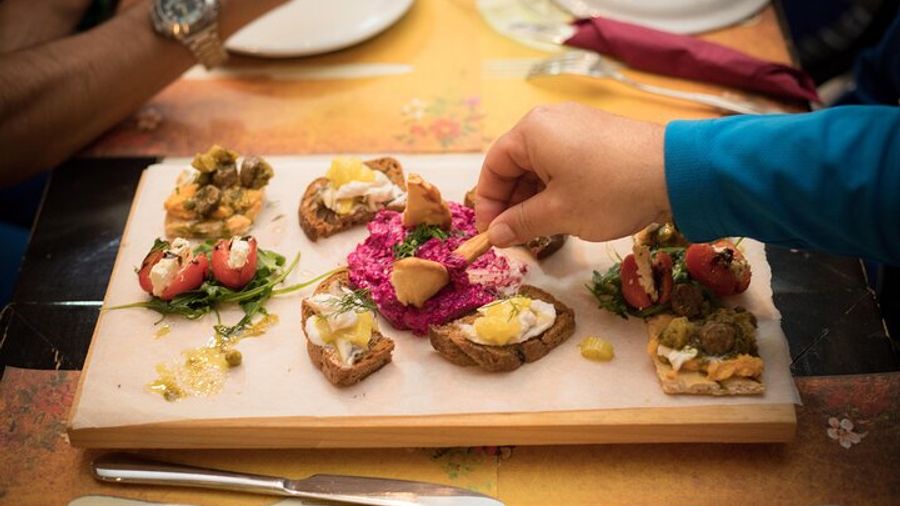 Thessaloniki Food Tour With Bougatsa, Ouzo and Market Tastings