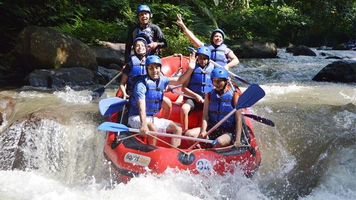 Ubud Rafting - Rice Terrace - Tegenungan Waterfall - Tanah Lot Sunset Temple