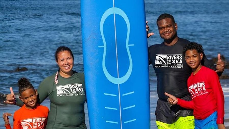 Maui: Lahaina Semi-Private Surf Lesson for Groups of 2-6