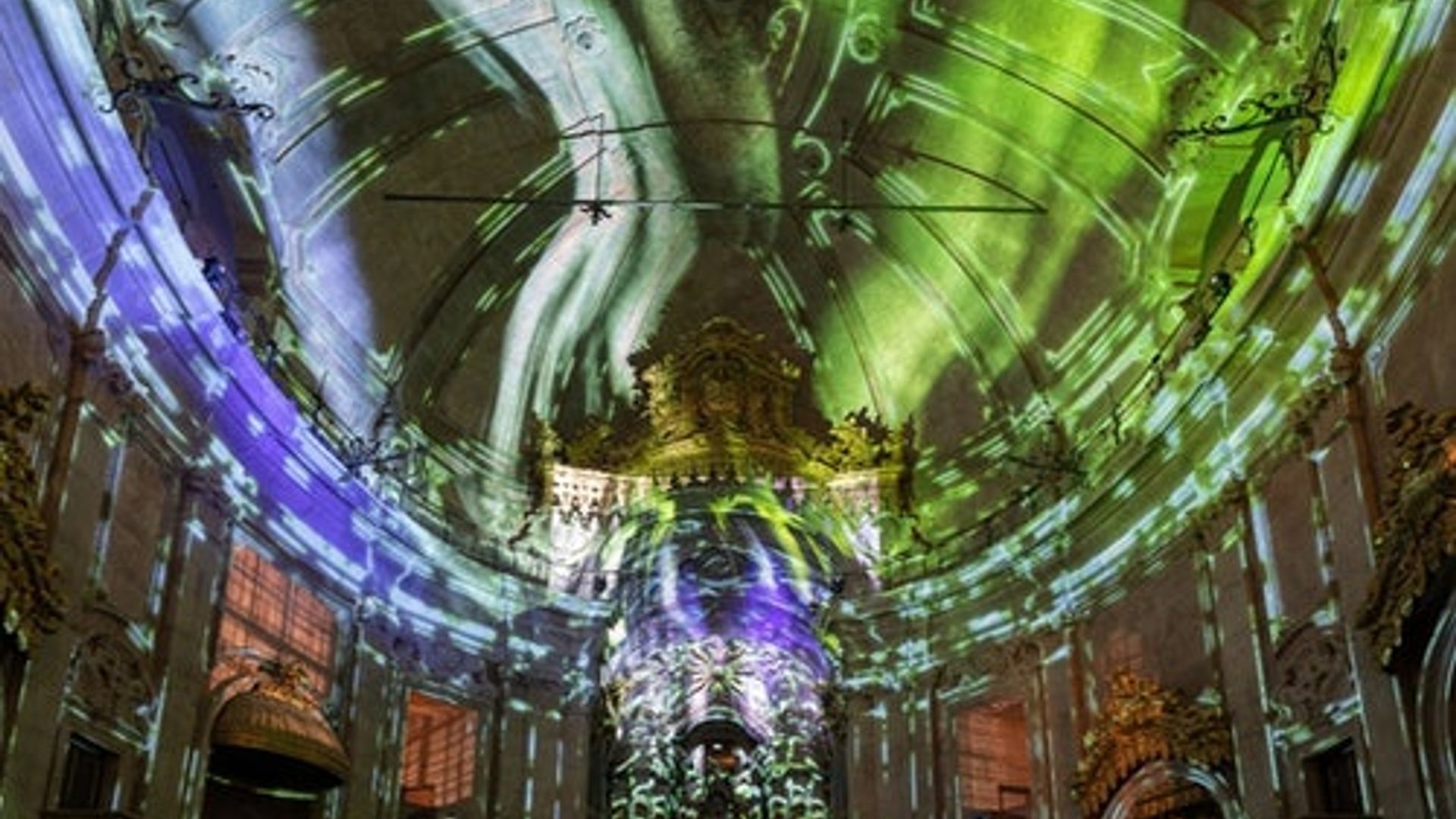 Spettacolo di Luci Spiritus alla Chiesa dei Clérigos