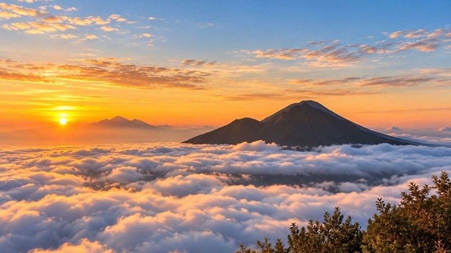 Small-Group Mount Batur Sunrise Trekking Tour