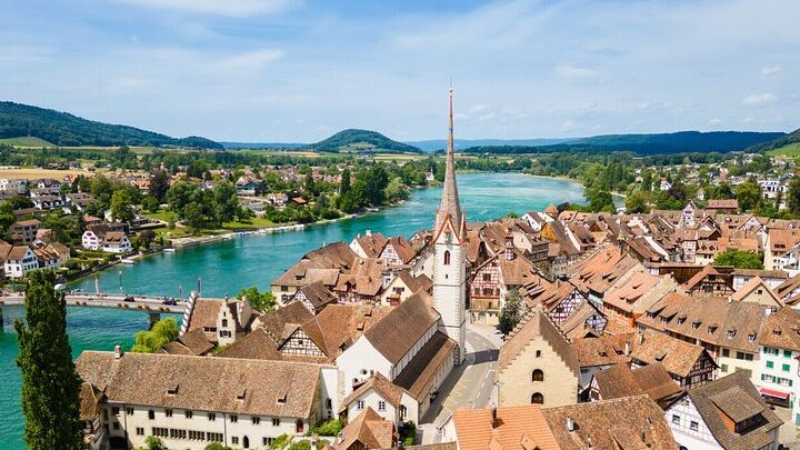 Zurich City Tour with Chocolate Tasting and Lake Cruise