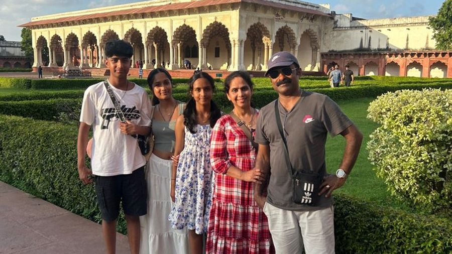 Taj Mahal, Agra Fort, and Itimad-ud-Daulah Day Tour from Delhi