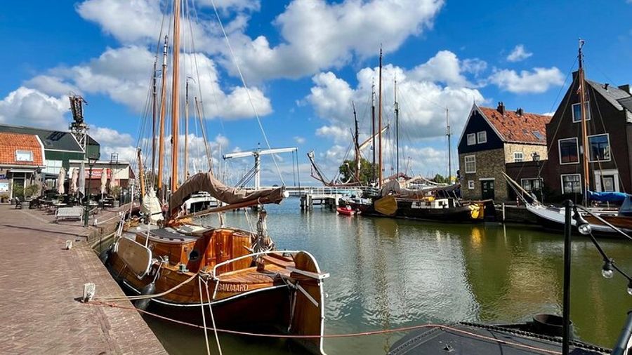 Amsterdam private tour to windmills, cheese farm and villages