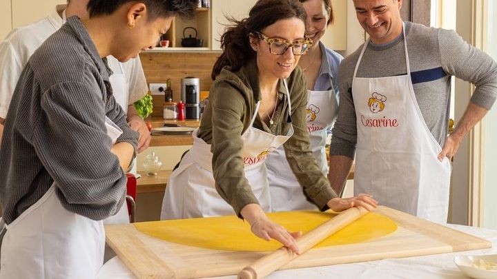 Small-Group Pasta and Tiramisu Cooking Class in Como