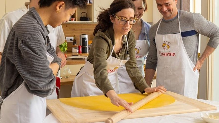 Small-Group Pasta and Tiramisu Cooking Class in Como
