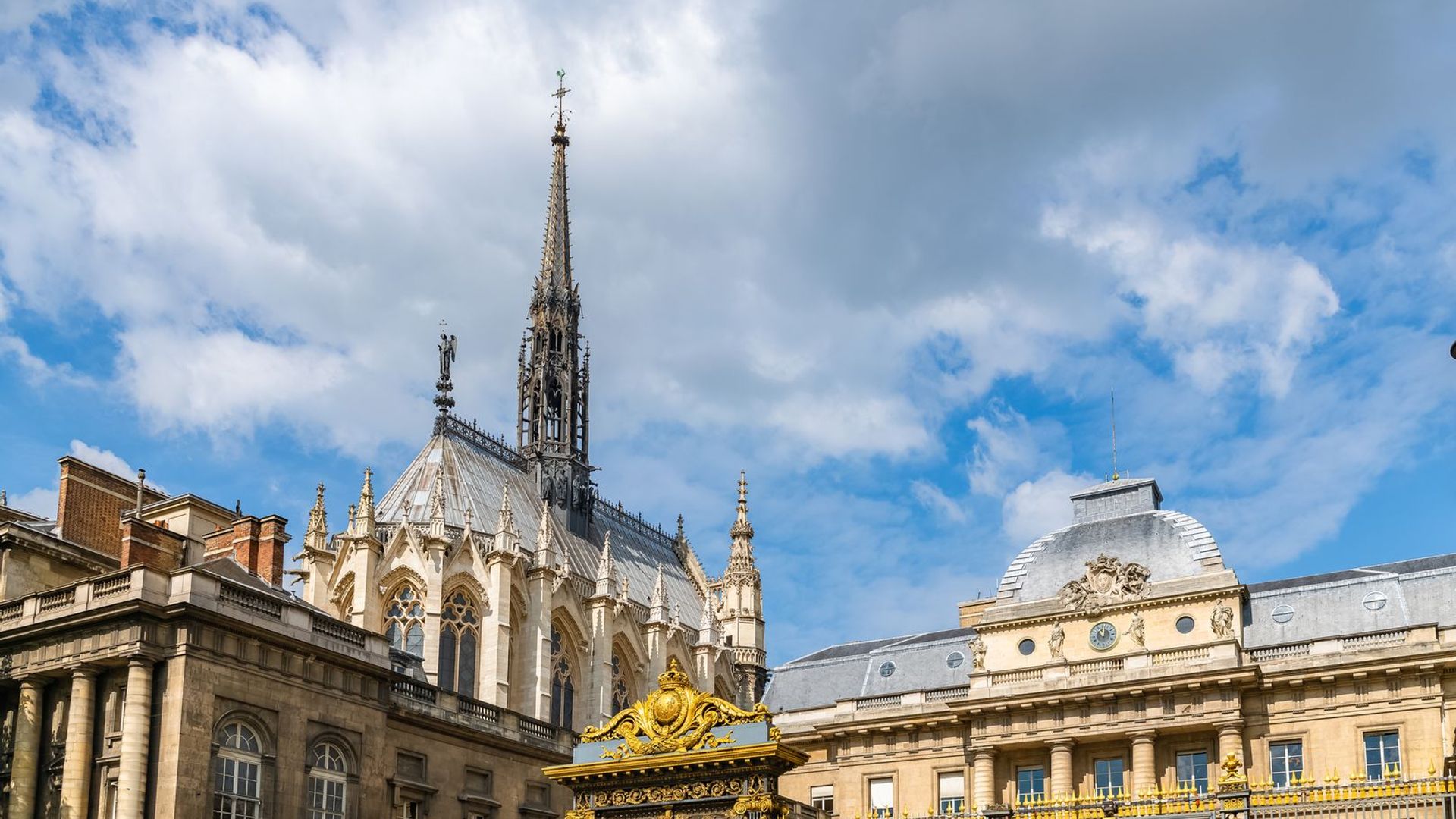 La Conciergerie & La Sainte-Chapelle Ticket & In-App Audio Tour