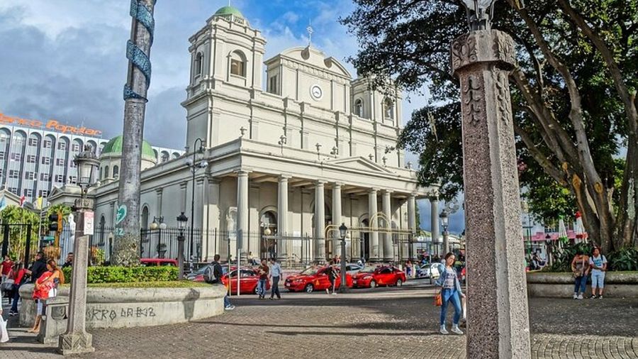 Small Group Cultural Walking Tour in San Jose Costa Rica