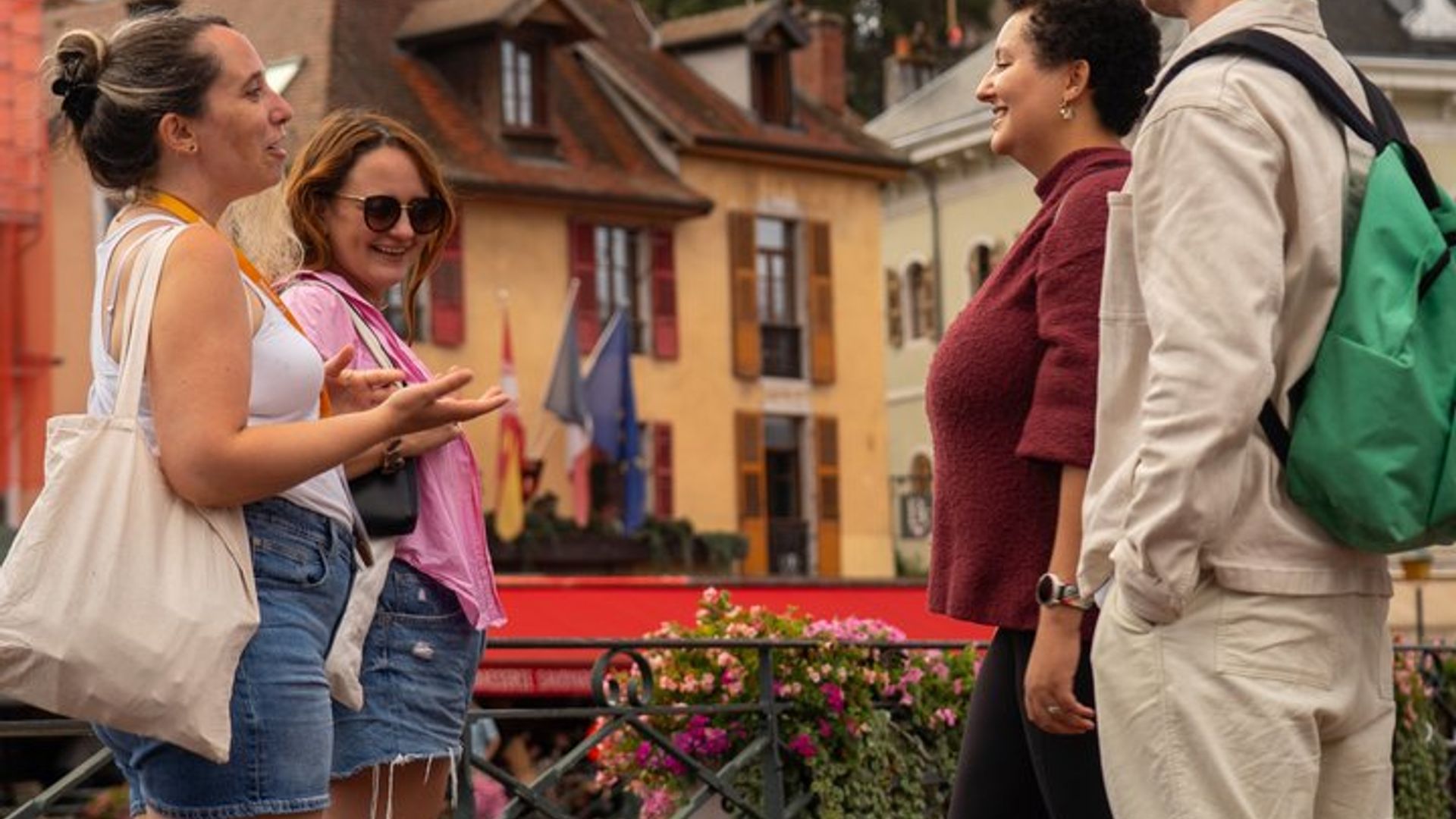 Annecy Traditionelle Savoie Essen & Wein Tour in kleiner Gruppe