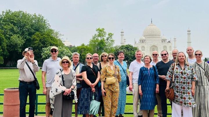 Agra Same-Day Private Taj Mahal Tour by A/C Car from Delhi