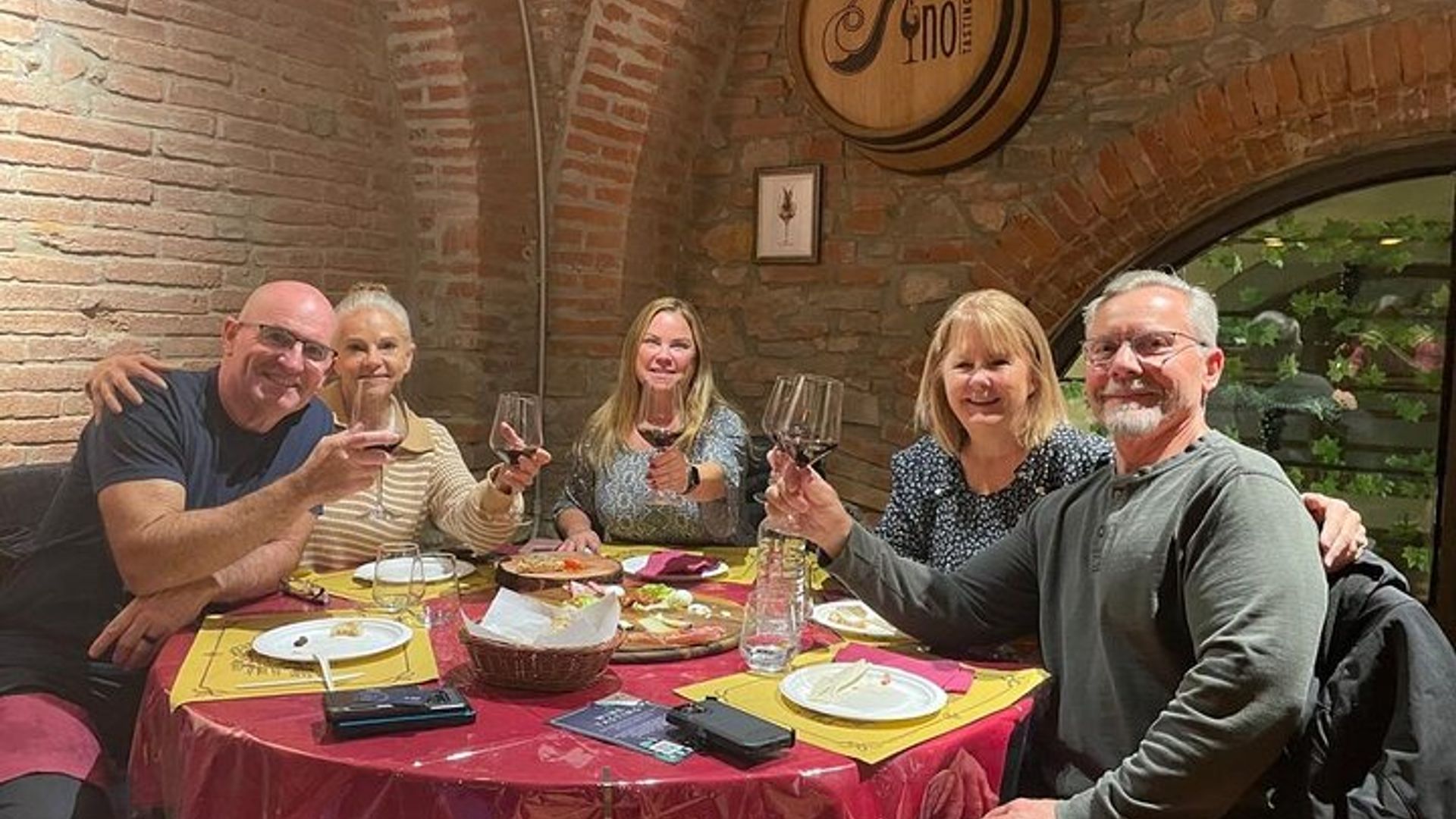Florence Private Food and Wine Walking Tour with Tastings