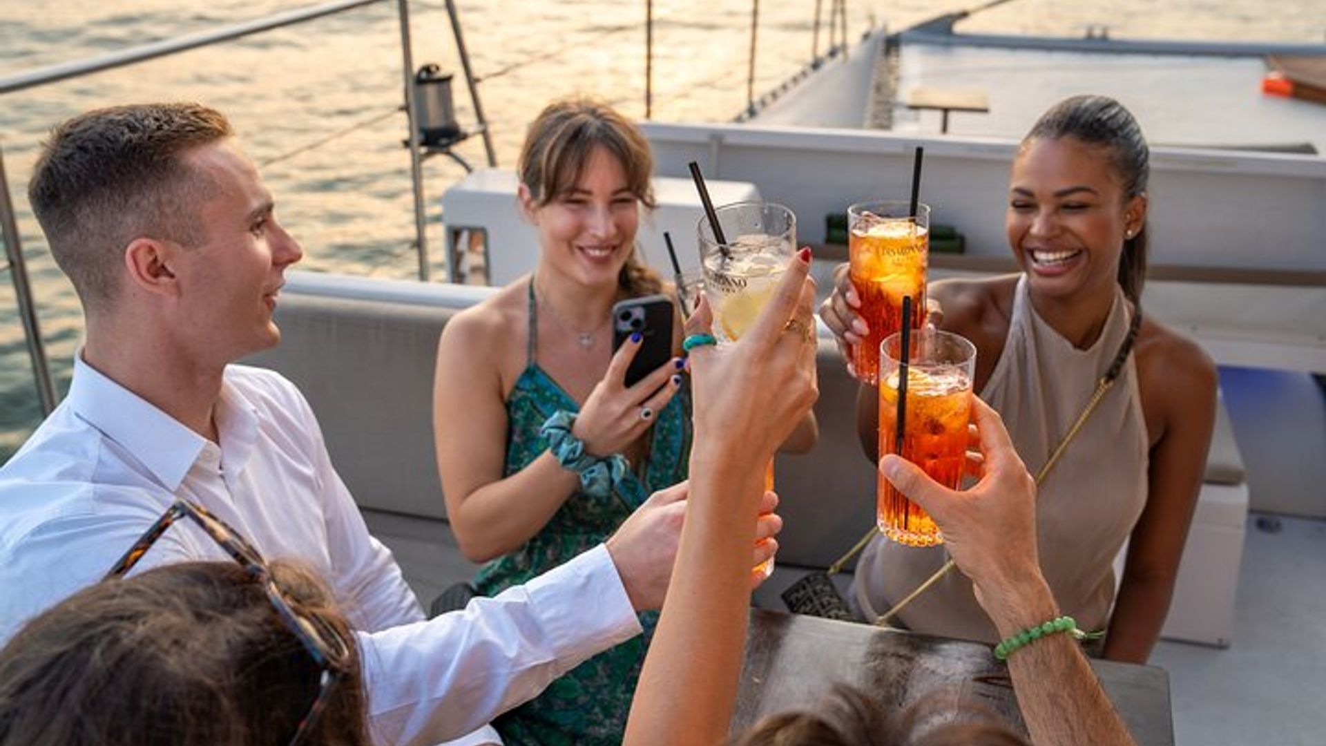 Venice: Sunset Jazz Cruise with Aperitivo