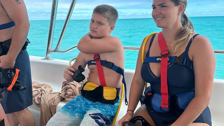 3HR Snuba, shipwreck and Iguana island tour