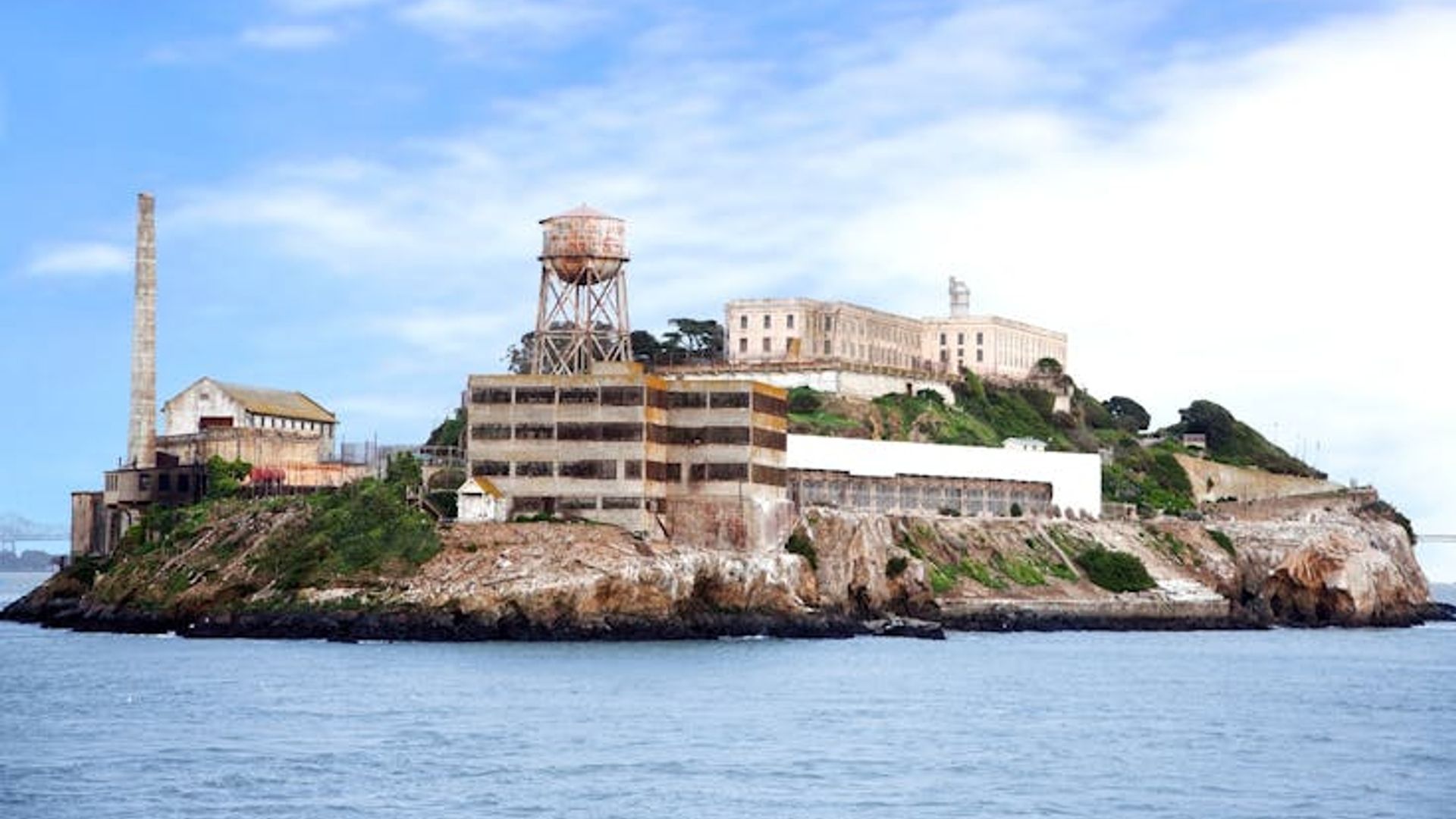 Escape from the Rock boat tour image 1